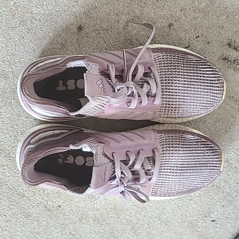 Adidas Boost - Picture 3 of 3